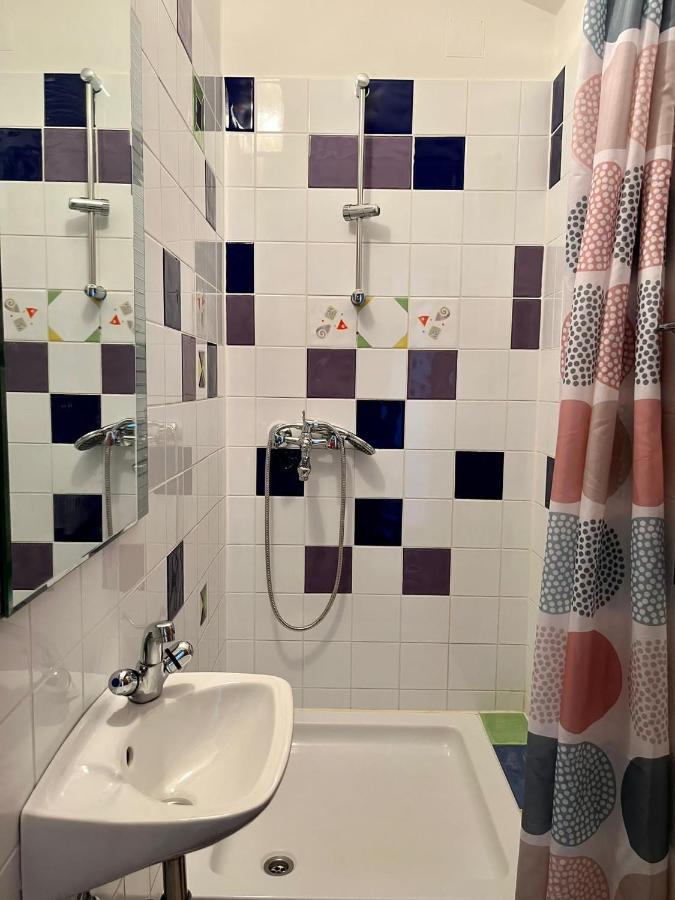 Appartamento Gorana Apartman With Swimming Pool Jelsa  Esterno foto
