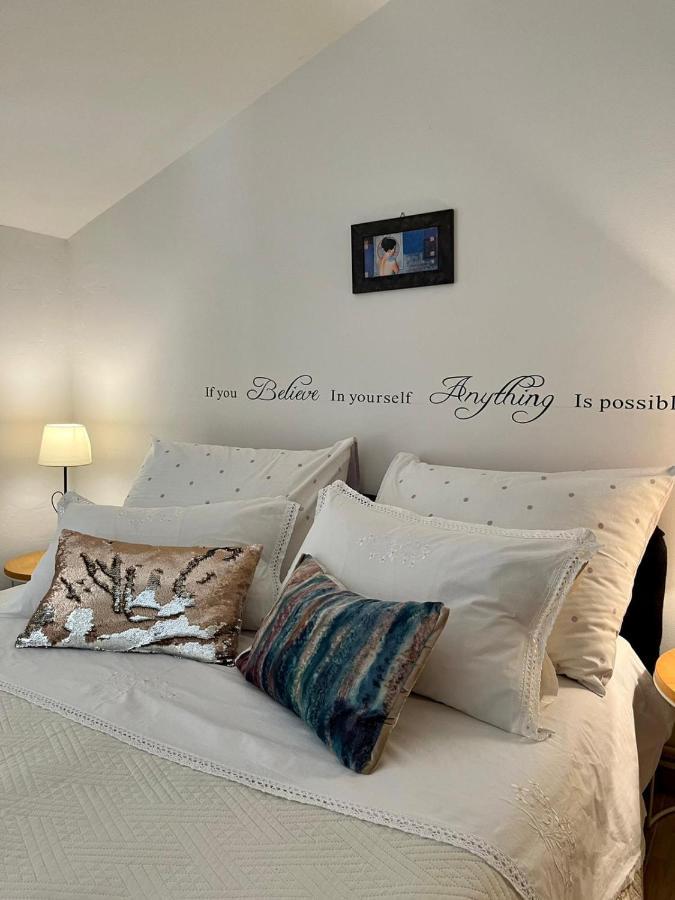 Appartamento Gorana Apartman With Swimming Pool Jelsa  Esterno foto